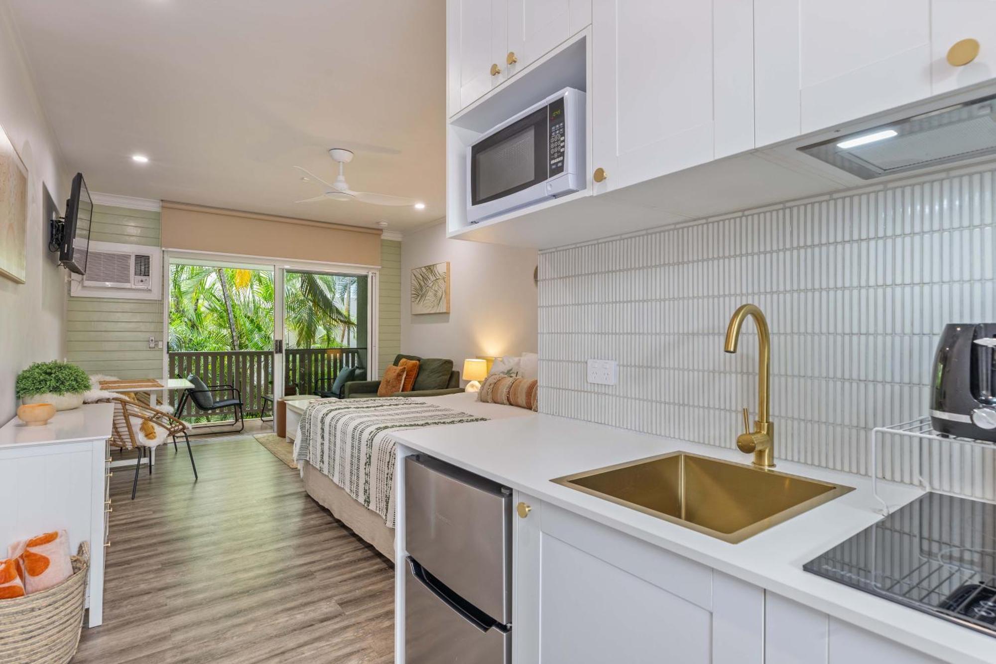 Tropic Retreat * Port Douglas