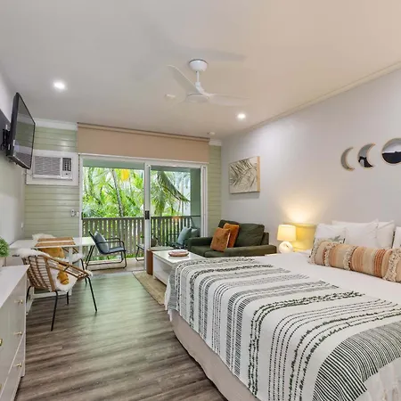 Tropic Retreat Apartment Port Douglas Exterior photo